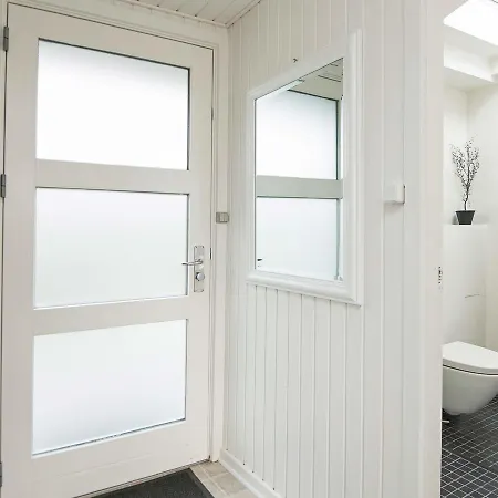Feriehus Holiday Home Bjert *